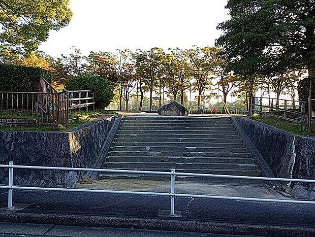 貴船公園（約651m）