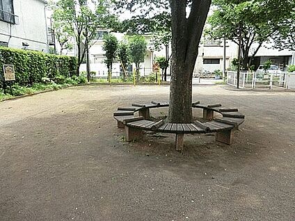 上池袋三丁目第３児童遊園 992m