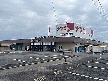 ナフコ不二屋 木曽川店 964m