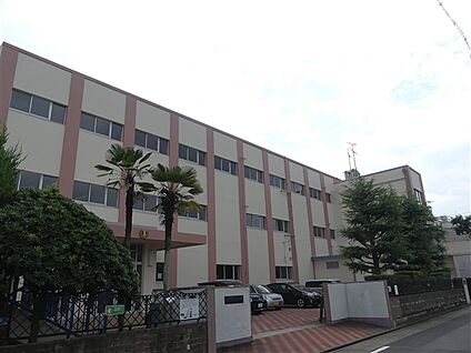 名古屋市立稲西小学校 1156m