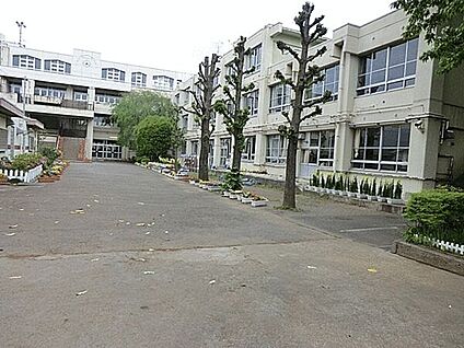 小平市立小平第五中学校 1745m