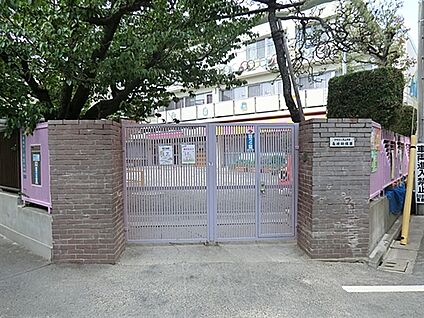 長崎幼稚園 637m