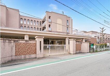 市立仁川小学校 約380ｍ～400ｍ(徒歩5分)