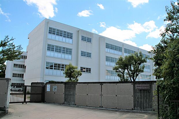 吹田市立片山中学校