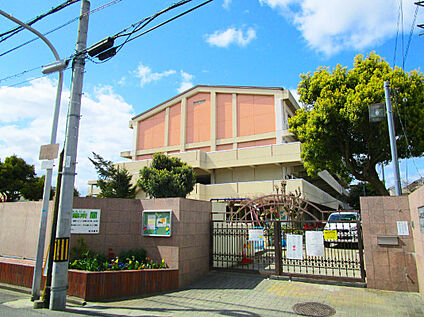 吹田市立第三幼稚園 270ｍ