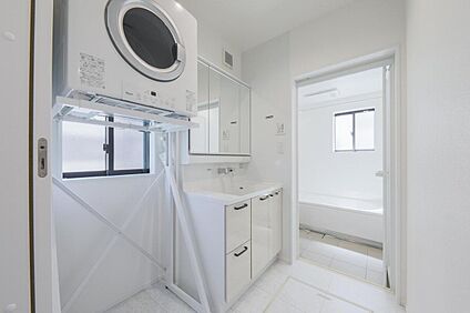 洗面・衣類乾燥機