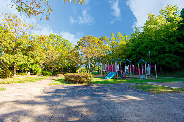 春日台公園(約80m)