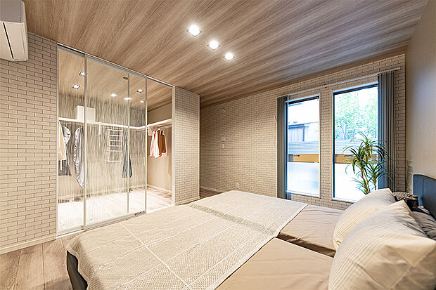 【【当社施工例/主寝室】】白を基調とした清潔感あふれるデザインが魅力の邸宅。大きな窓から差し込む柔らかな光が、空間に温もりを添える一邸です。