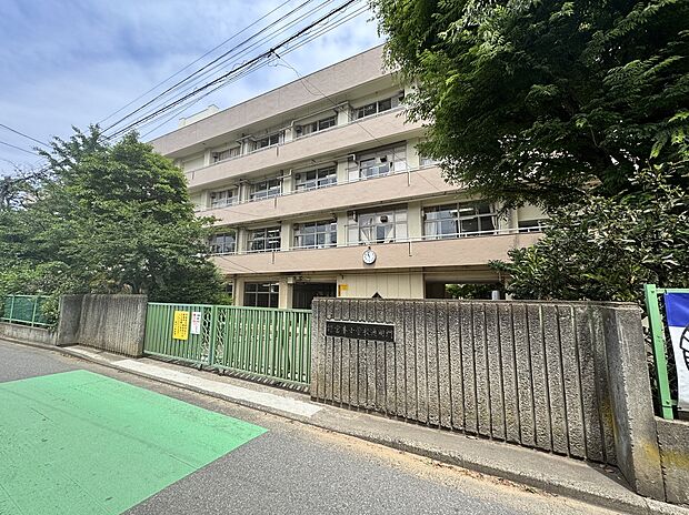 船橋市立宮本小学校(約264m)