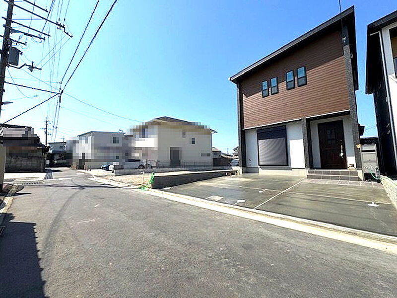 快適さと機能性を叶えた住まいが誕生！雰囲気の異なる2邸。ぜひお客さまのお好みをお聞かせ下さい♪（2号地・外観イメージパース）