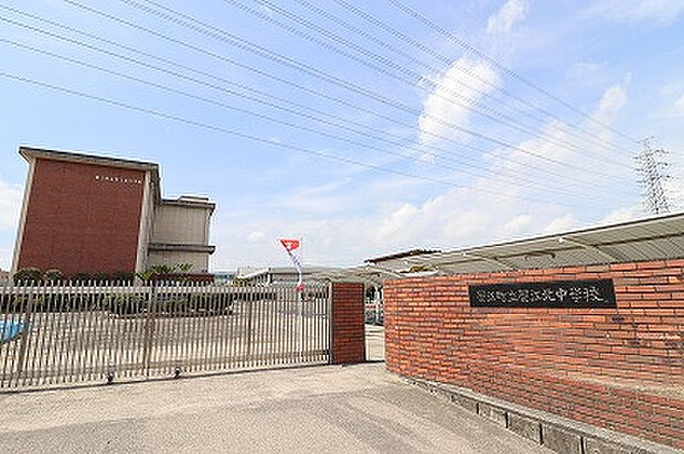 蟹江北中学校（約1,800m）