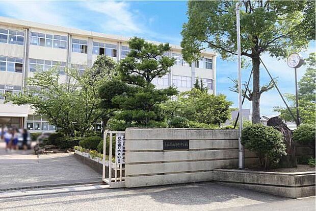 高松市立 桜町中学校(約2m・徒歩2分)