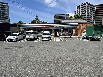 セブンイレブン筑後山ノ井店 500ｍ(徒歩7分)