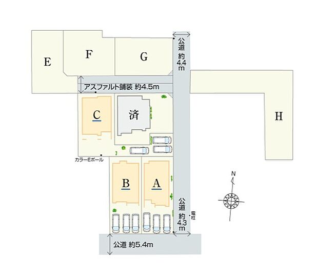南東角地を含む、全8棟の新築戸建。東側道路の幅員は約4.3~4.4m、南側道路の幅員は約5.4m。駐車スペースは3台可能です。