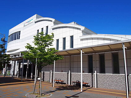 名鉄犬山線「西春」駅 約1000m(徒歩約13分　自転車約4分)