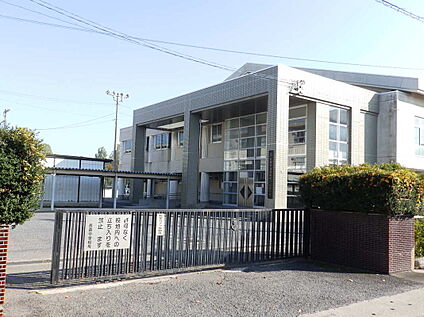 長森中学校 約740m(徒歩約10分)