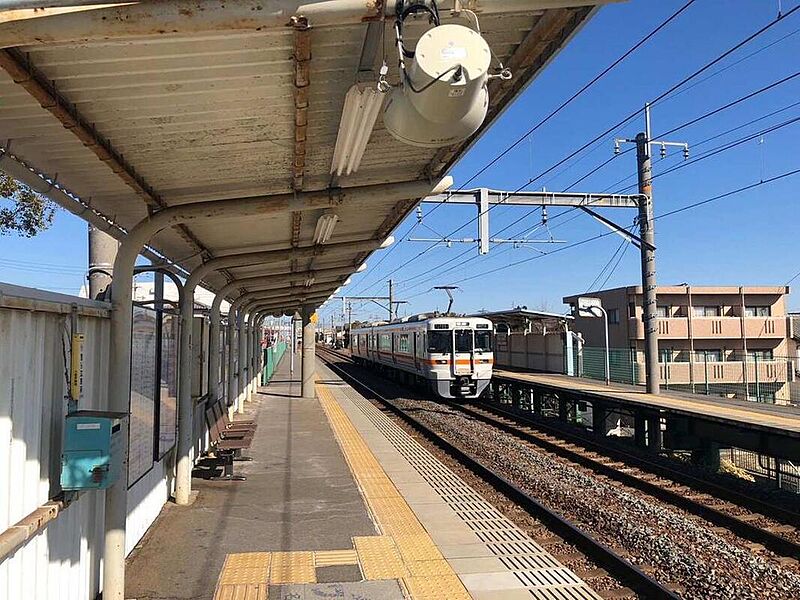 【車・交通】JR 関西本線「朝日」駅