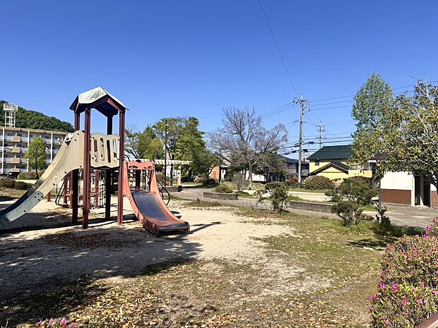 岩畑公園
