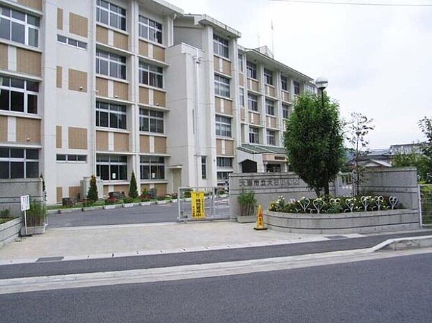 大石小学校(約160m)