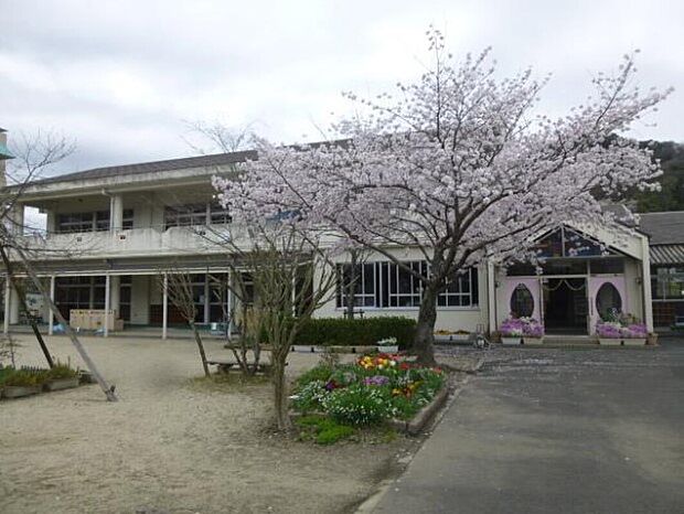 大石幼稚園(約470m)