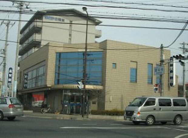 滋賀銀行(約920m)