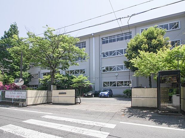 松戸市立第三中学校（徒歩6分）