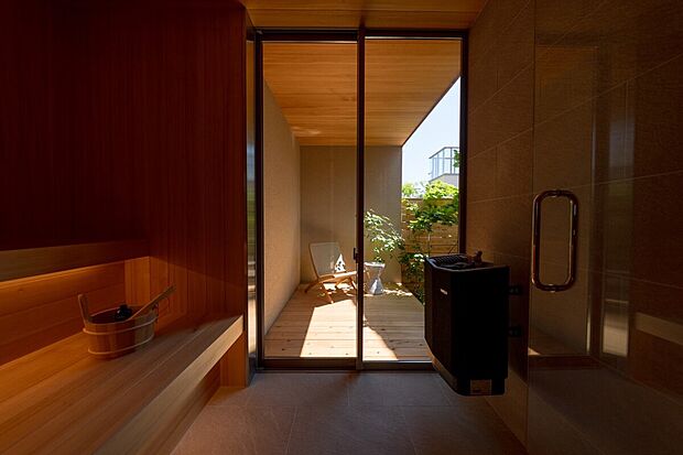 【【当社施工事例/サウナルーム】】年々人気がでているサウナをご自宅に。奥には整いスペースもあり、サウナ好きには嬉しいお部屋です。