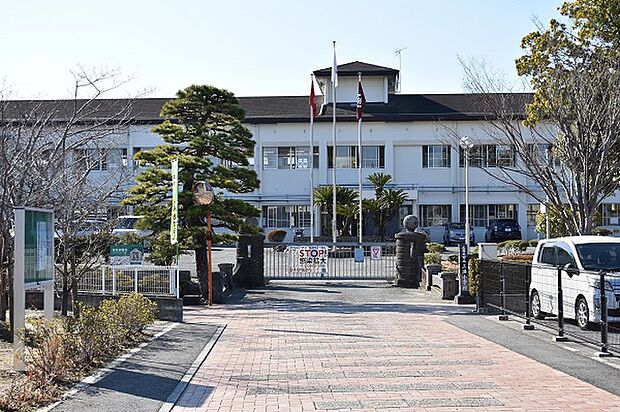 三潴小学校(約720m)