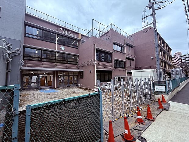 北区立谷端小学校(約430m)
