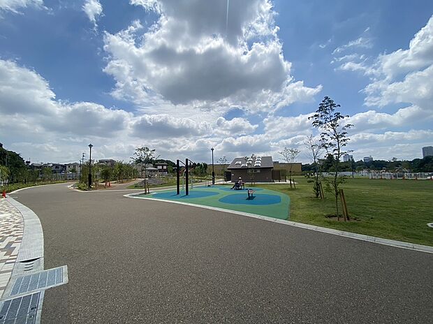 練馬城址公園（約740m）