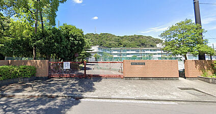 横浜市立義務教育学校　西金沢学園中等部 500m
