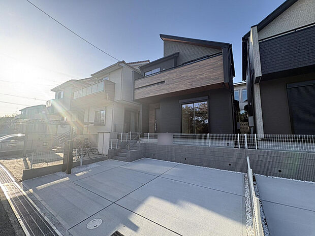 ☆1号棟　建物外観☆　