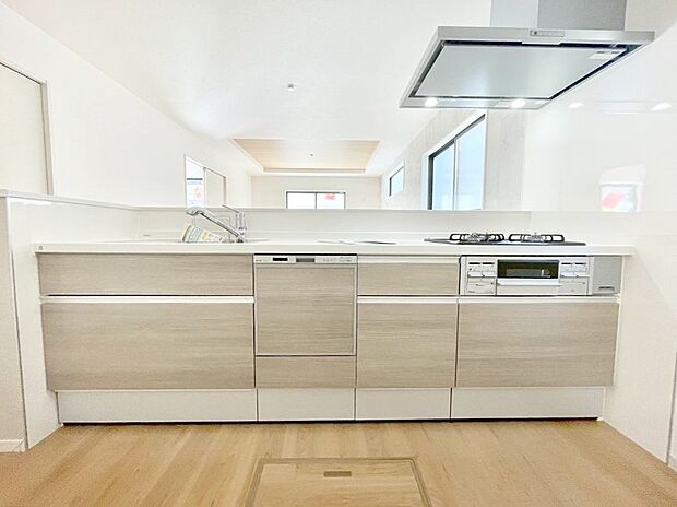 毎日使うキッチンだから、使いやすさ＆お手入れのしやすさにこだわりました。  