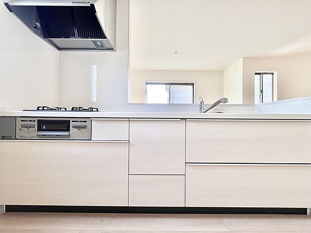 毎日使うキッチンだから、使いやすさ&お手入れのしやすさにこだわりました。