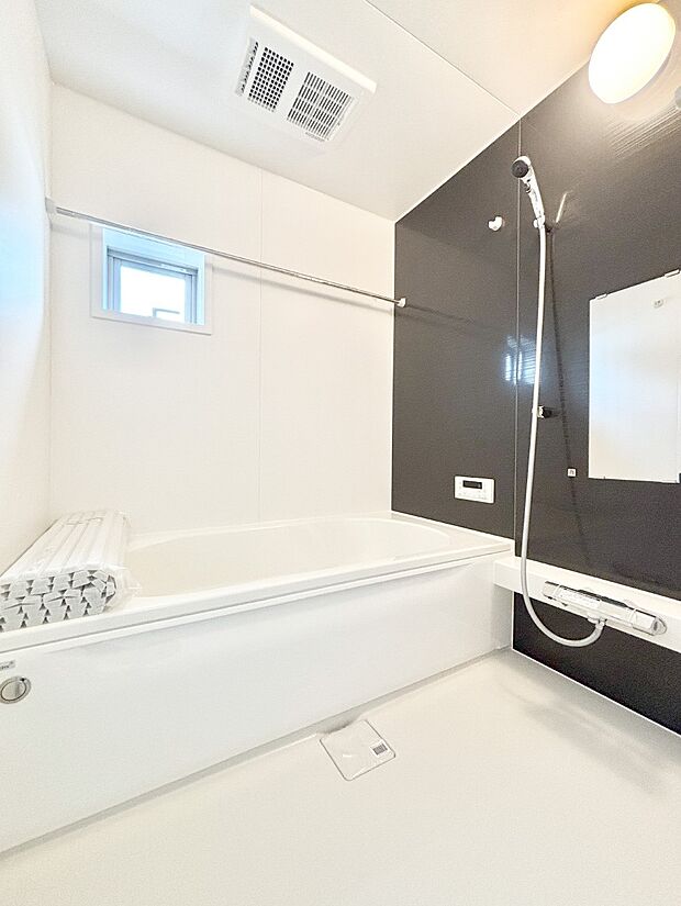 一日の疲れを癒やす大切なバスタイム。ゆっくりとお風呂を楽しんで疲れをとりたいですね！  