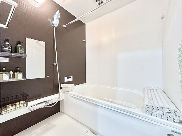 一日の疲れを癒やす大切なバスタイム。ゆっくりとお風呂を楽しんで疲れをとりたいですね!