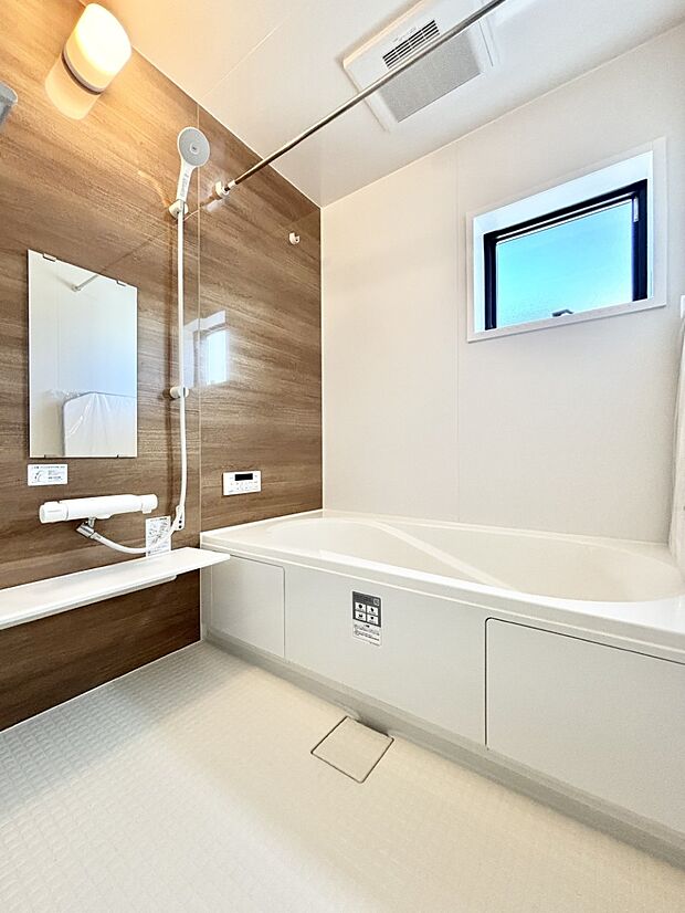 一日の疲れを癒やす大切なバスタイム。ゆっくりとお風呂を楽しんで疲れをとりたいですね！  