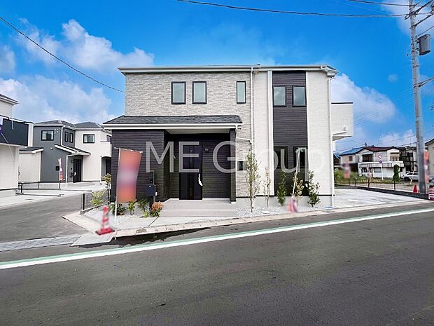 溢れる陽光でご家族の笑顔も輝く  