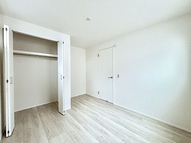 収納が充実しているので、居住スペースを広く使えます。