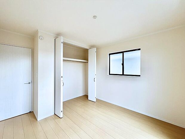 収納が充実しているので、居住スペースを広く使えます。