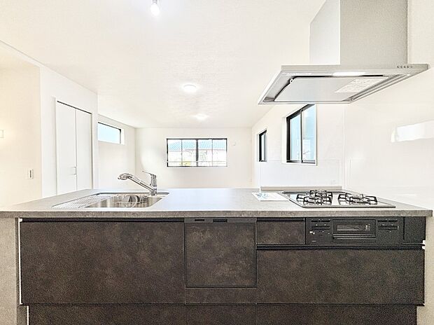 お料理を効率的に、楽しく!システムキッチン