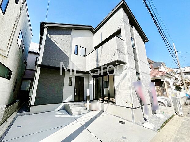 たっぷりの陽光と心地よい風が舞い込む住まい