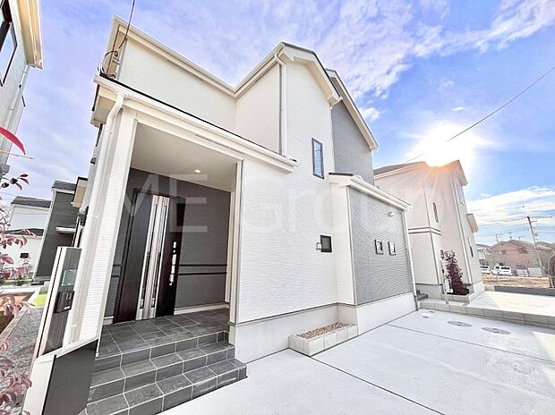 暮らしやすさと居心地の良さにこだわったシンプルで飽きのこないデザイン ！