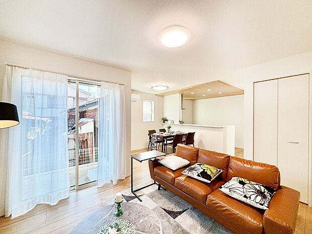 住む方の個性が引き出される、インテリアを考えるのが楽しみなリビングです!