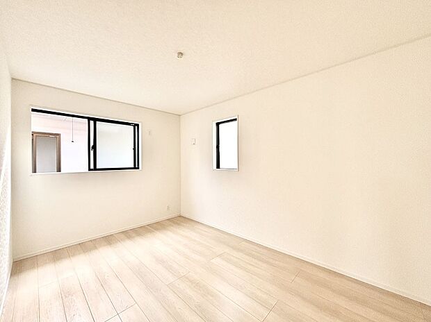 2面採光を確保した明るい空間。家族みんなが快適な暮らしを実現する設計です。