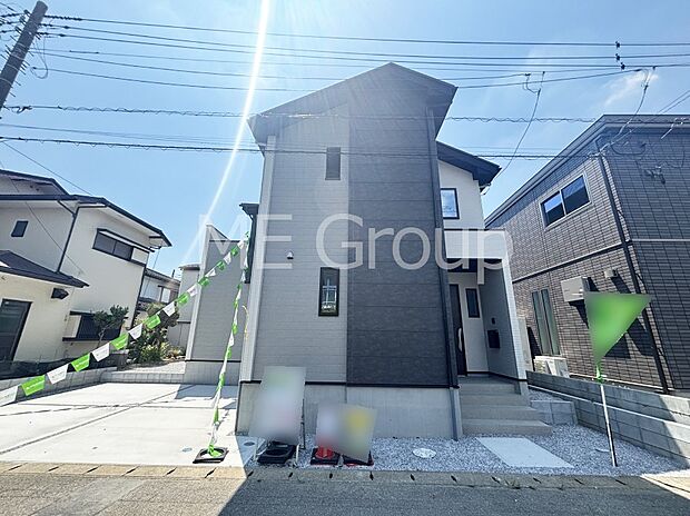 たっぷりの陽光と心地よい風が舞い込む住まい