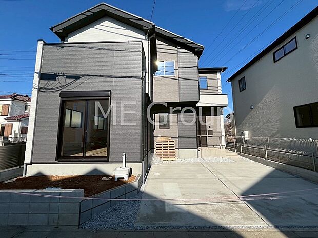 たっぷりの陽光と心地よい風が舞い込む住まい