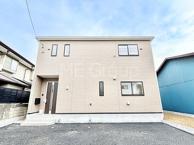 たっぷりの陽光と心地よい風が舞い込む住まい