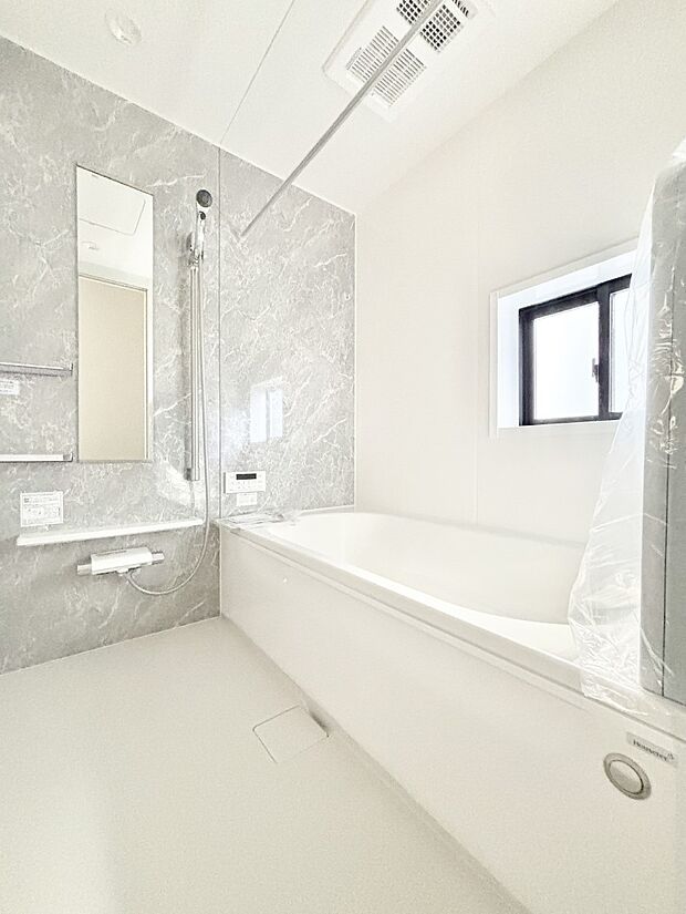 一日の疲れを癒やす大切なバスタイム。ゆっくりとお風呂を楽しんで疲れをとりたいですね!