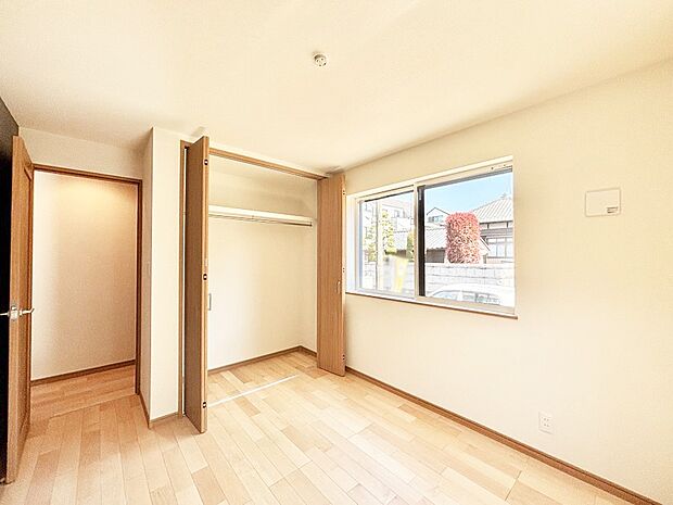 収納が充実しているので、居住スペースを広く使えます。 